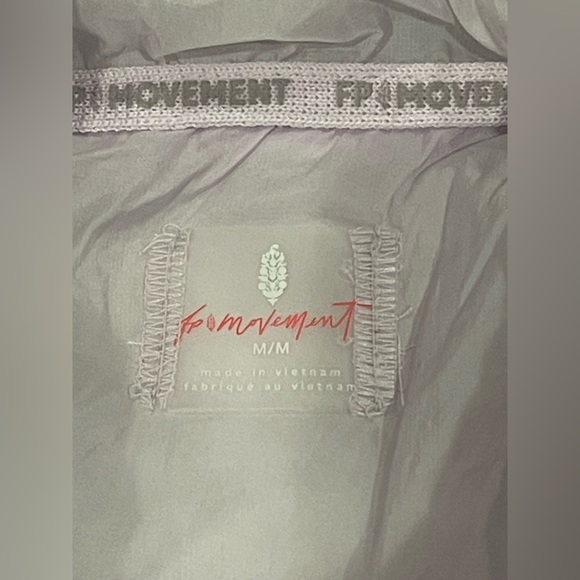 Free People Movement In A Bubble Puffer Vest Women Medium Oversized NEW - Picture 7 of 8